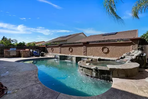 Exterior - 3837 Banyan Tree, Modesto, CA 95355 photo 4 of 6