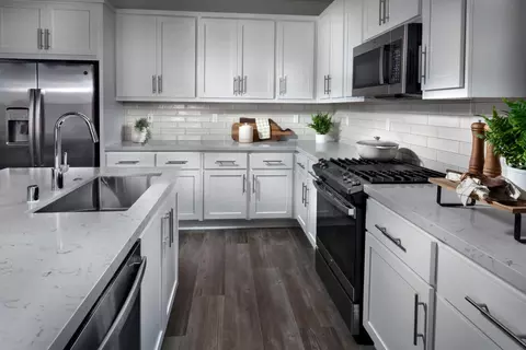 Kitchen - 6980 Constance Pl, Tracy, CA 95377 photo 2 of 2