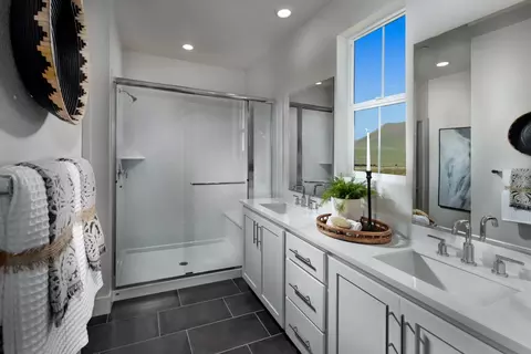 Bath - 6980 Constance Pl, Tracy, CA 95377 photo 1 of 1