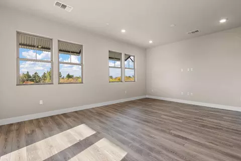 Living - 1661 Spring St #444, Davis, CA 95616 photo 5 of 5