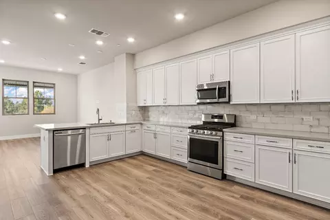 Kitchen - 1661 Spring St #444, Davis, CA 95616 photo 2 of 2