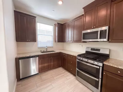 Kitchen - 7962 Carraway Dr, Antelope, CA 95843 photo 2 of 3