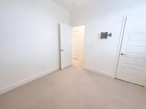 Bedroom - 7962 Carraway Dr, Antelope, CA 95843 photo 2 of 5