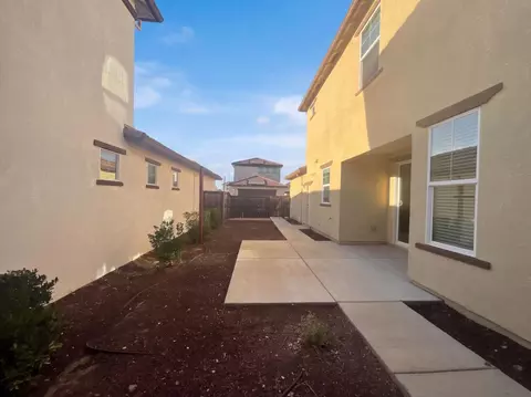Exterior - 7962 Carraway Dr, Antelope, CA 95843 photo 7 of 7