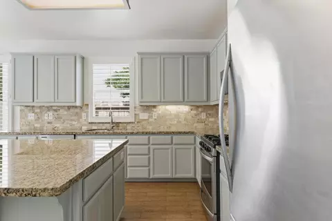 Kitchen - 1650 Solaro Way, Manteca, CA 95336 photo 3 of 3