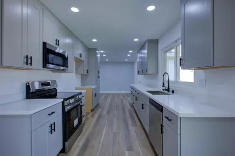 Kitchen - 785 Fullerton Dr, Turlock, CA 95382 photo 1 of 3