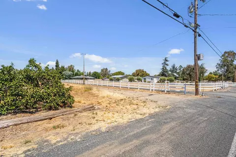 3003 E Forest Lake Rd, Acampo, CA 95220 photo 3