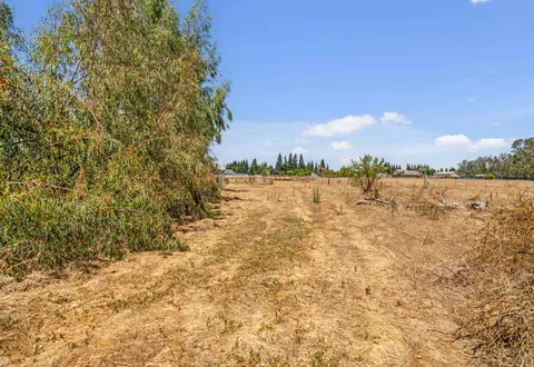 3003 E Forest Lake Rd, Acampo, CA 95220 photo 8