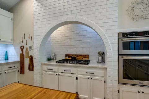 Kitchen - 38364 Wisteria Way, Davis, CA 95616 photo 4 of 8