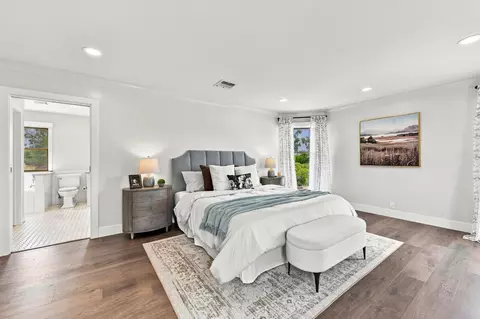 Bedroom - 1777 Carl Rd, Rescue, CA 95672 photo 2 of 7