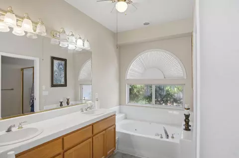 Bath - 1900 Alex Way, Turlock, CA 95382 photo 1 of 1