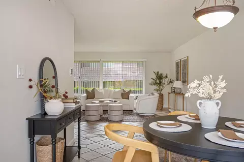 Dining - 6139 Via Casitas, Carmichael, CA 95608 photo 3 of 3