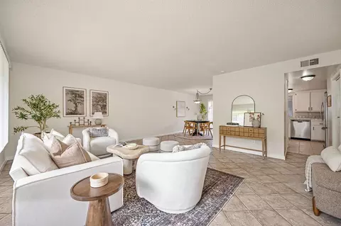 Living - 6139 Via Casitas, Carmichael, CA 95608 photo 2 of 5