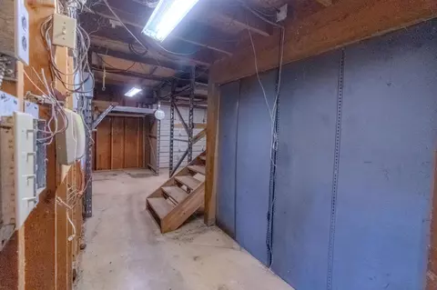 Entry Way - 13075 Heigen Ct, Grass Valley, CA 95945 photo 6 of 6