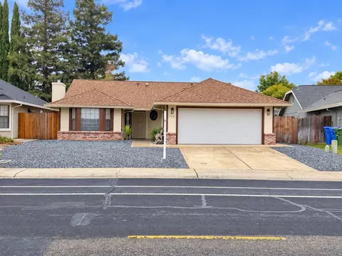 5112 Laguna Park Dr, Elk Grove, CA 95758