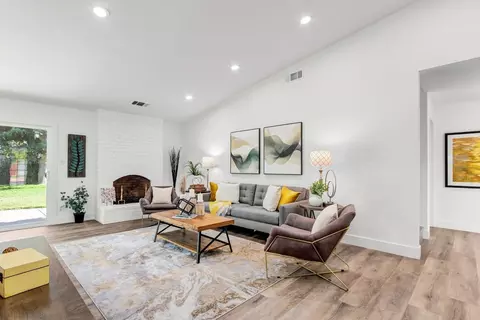 Living - 3310 Monte Vista Ave, Davis, CA 95618 photo 2 of 7