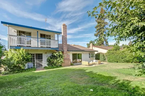 Exterior - 3310 Monte Vista Ave, Davis, CA 95618 photo 8 of 11