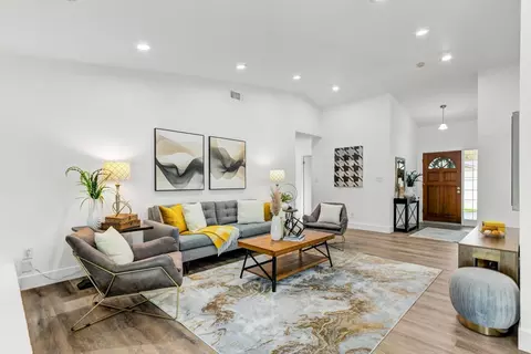 Living - 3310 Monte Vista Ave, Davis, CA 95618 photo 3 of 7