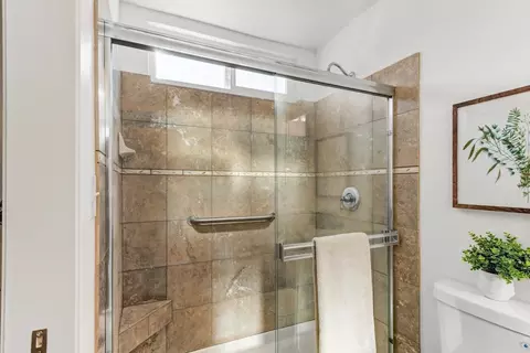 Bath - 3310 Monte Vista Ave, Davis, CA 95618 photo 3 of 4