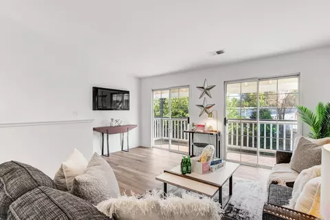Living - 3310 Monte Vista Ave, Davis, CA 95618 photo 7 of 7