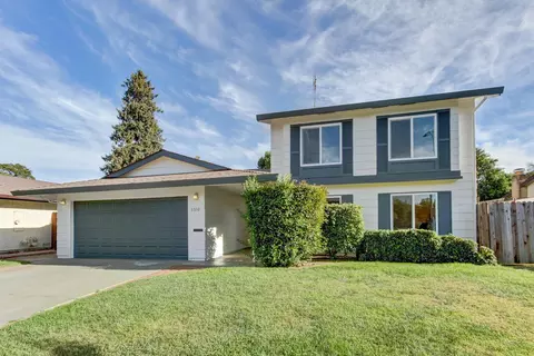 Exterior - 3310 Monte Vista Ave, Davis, CA 95618 photo 11 of 11