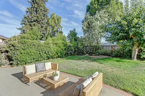 Exterior - 3310 Monte Vista Ave, Davis, CA 95618 photo 6 of 11
