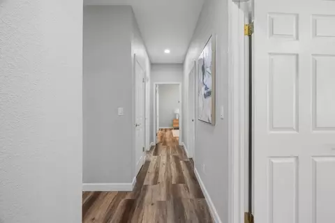 Entry Way - 217 Palm Ave, Ripon, CA 95366 photo 3 of 4