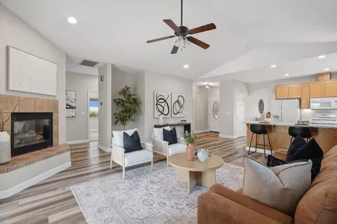 Living - 217 Palm Ave, Ripon, CA 95366 photo 2 of 4