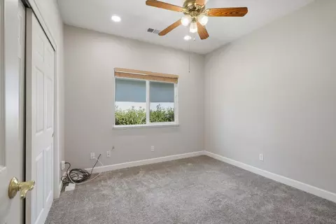 Bedroom - 217 Palm Ave, Ripon, CA 95366 photo 2 of 3