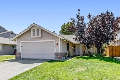 7850 Bonny Downs Way, Elk Grove, CA 95758