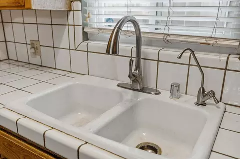 Kitchen - 2808 Uhlig Ave, Modesto, CA 95350 photo 3 of 3