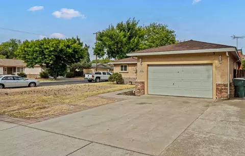 Exterior - 2808 Uhlig Ave, Modesto, CA 95350 photo 2 of 6