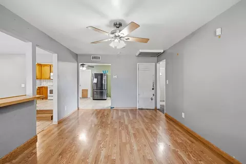 Living - 2808 Uhlig Ave, Modesto, CA 95350 photo 5 of 5