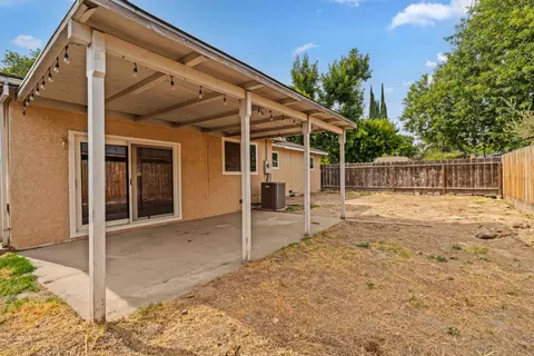 Exterior - 2808 Uhlig Ave, Modesto, CA 95350 photo 5 of 6