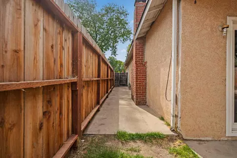 Exterior - 2808 Uhlig Ave, Modesto, CA 95350 photo 6 of 6