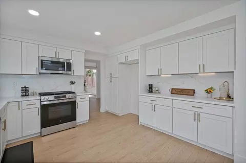 Kitchen - 8320 Leda Ct, Antelope, CA 95843 photo 1 of 2