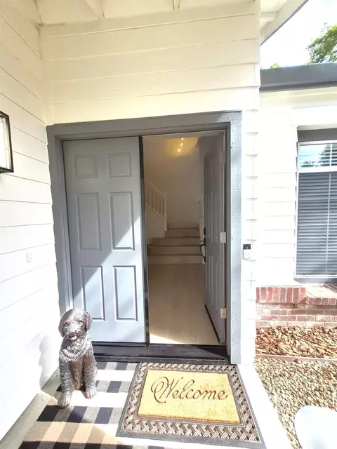 Entry Way - 8320 Leda Ct, Antelope, CA 95843 photo 1 of 3