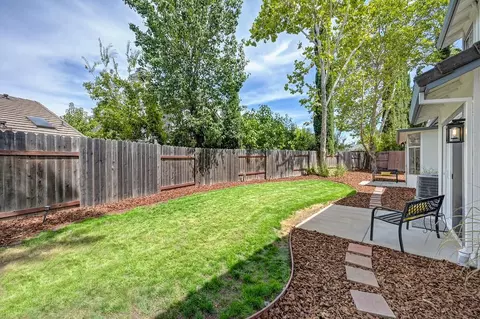 Exterior - 8320 Leda Ct, Antelope, CA 95843 photo 7 of 14