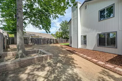 Exterior - 8320 Leda Ct, Antelope, CA 95843 photo 10 of 13