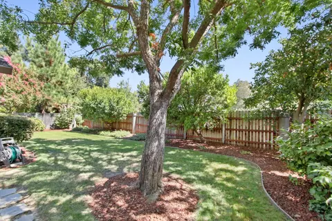 Exterior - 406 Anza Ave, Davis, CA 95616 photo 6 of 17
