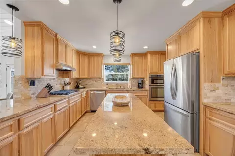 Kitchen - 3085 Arrowhead St, Copperopolis, CA 95228 photo 3 of 8