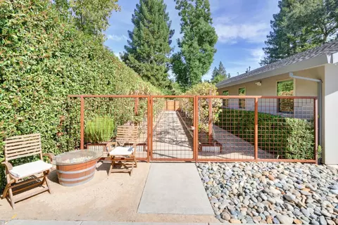 Exterior - 1609 Gary Way, Carmichael, CA 95608 photo 24 of 35