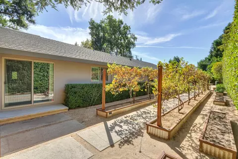Exterior - 1609 Gary Way, Carmichael, CA 95608 photo 21 of 35