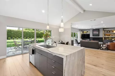 Kitchen - 1609 Gary Way, Carmichael, CA 95608 photo 8 of 9
