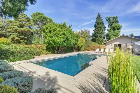 Exterior - 1609 Gary Way, Carmichael, CA 95608 photo 10 of 35