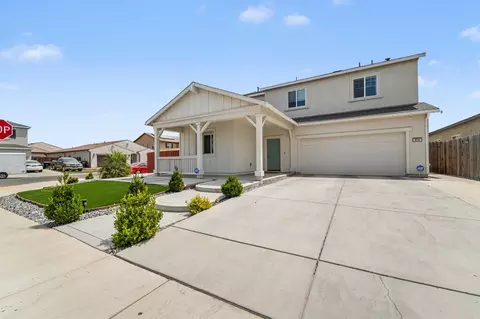 Exterior - 842 Norfolk Ave, Patterson, CA 95363 photo 2 of 10