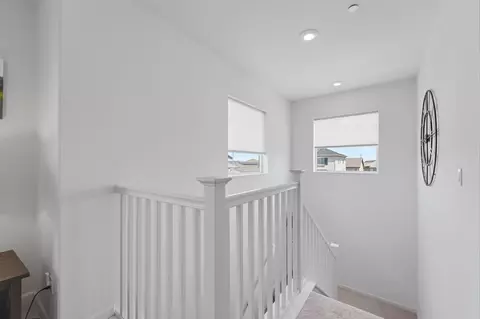 Entry Way - 842 Norfolk Ave, Patterson, CA 95363 photo 7 of 10