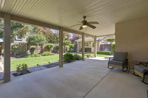 Exterior - 887 E Milgeo Ave, Ripon, CA 95366 photo 3 of 7