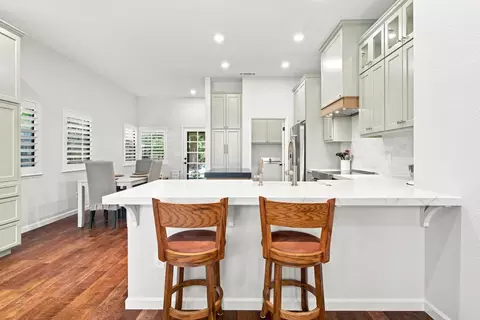 Kitchen - 887 E Milgeo Ave, Ripon, CA 95366 photo 4 of 10