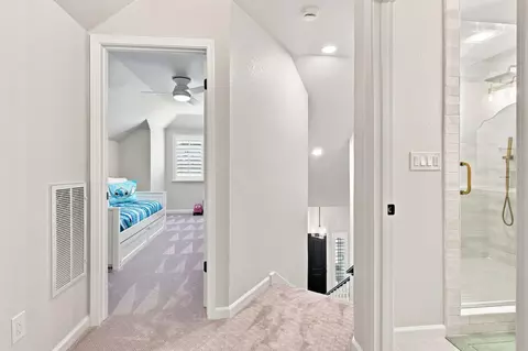 Entry Way - 887 E Milgeo Ave, Ripon, CA 95366 photo 5 of 6